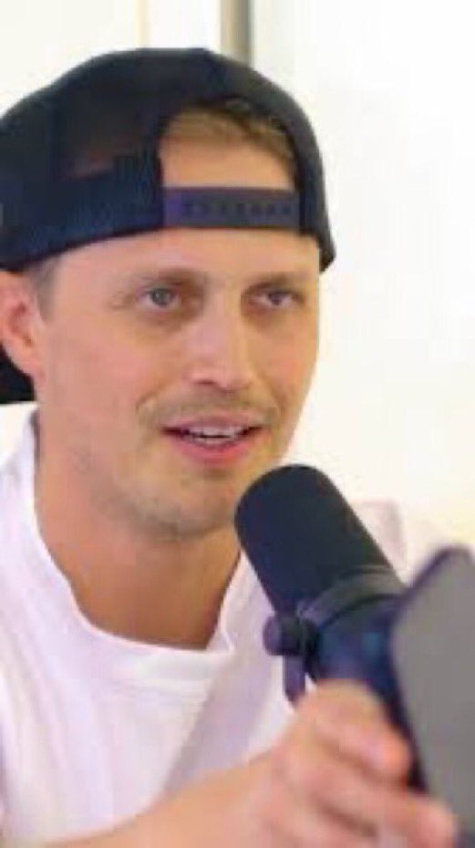 trio ๐ธ tweet media