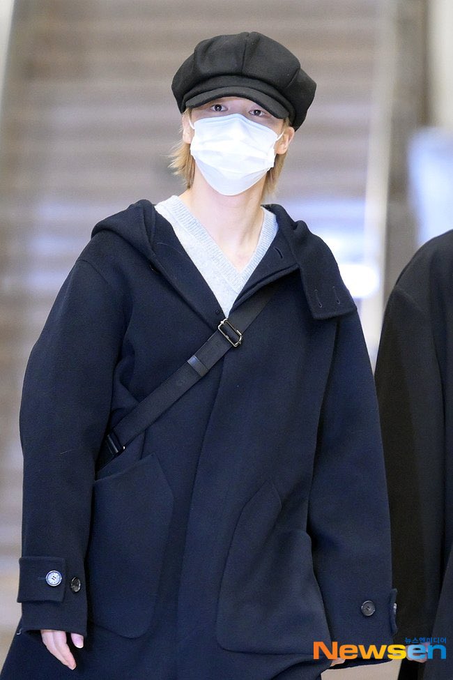 7btsupdates's tweet photo. HAVE A SAFE FLIGHT JIMIN &amp; JUNGKOOK https://t.co/1l3nGfSwoA