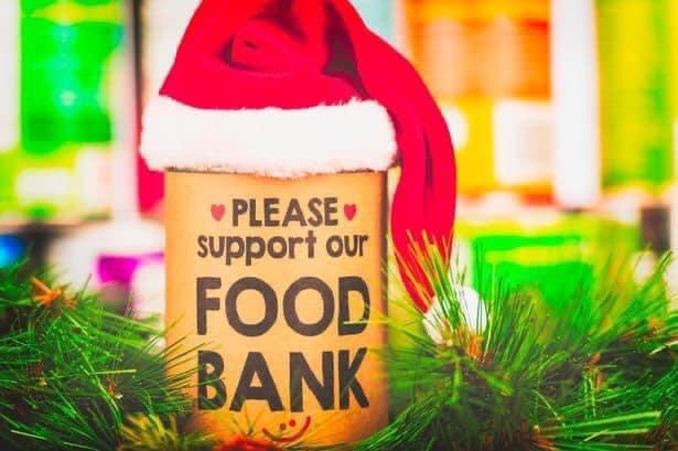 Loopysutton's tweet image. Are you doing a Reverse Advent this year? Don’t forget our Foodbank Donation point at #CoopBarmouth! Here’s a list of items you could donate along with a couple of Christmas Treats for those in need! #ItsWhatWeDo @erin_omahony @Debcoopmemb @coopuk #CommunitySpirit 🎄🎅🏼❤️