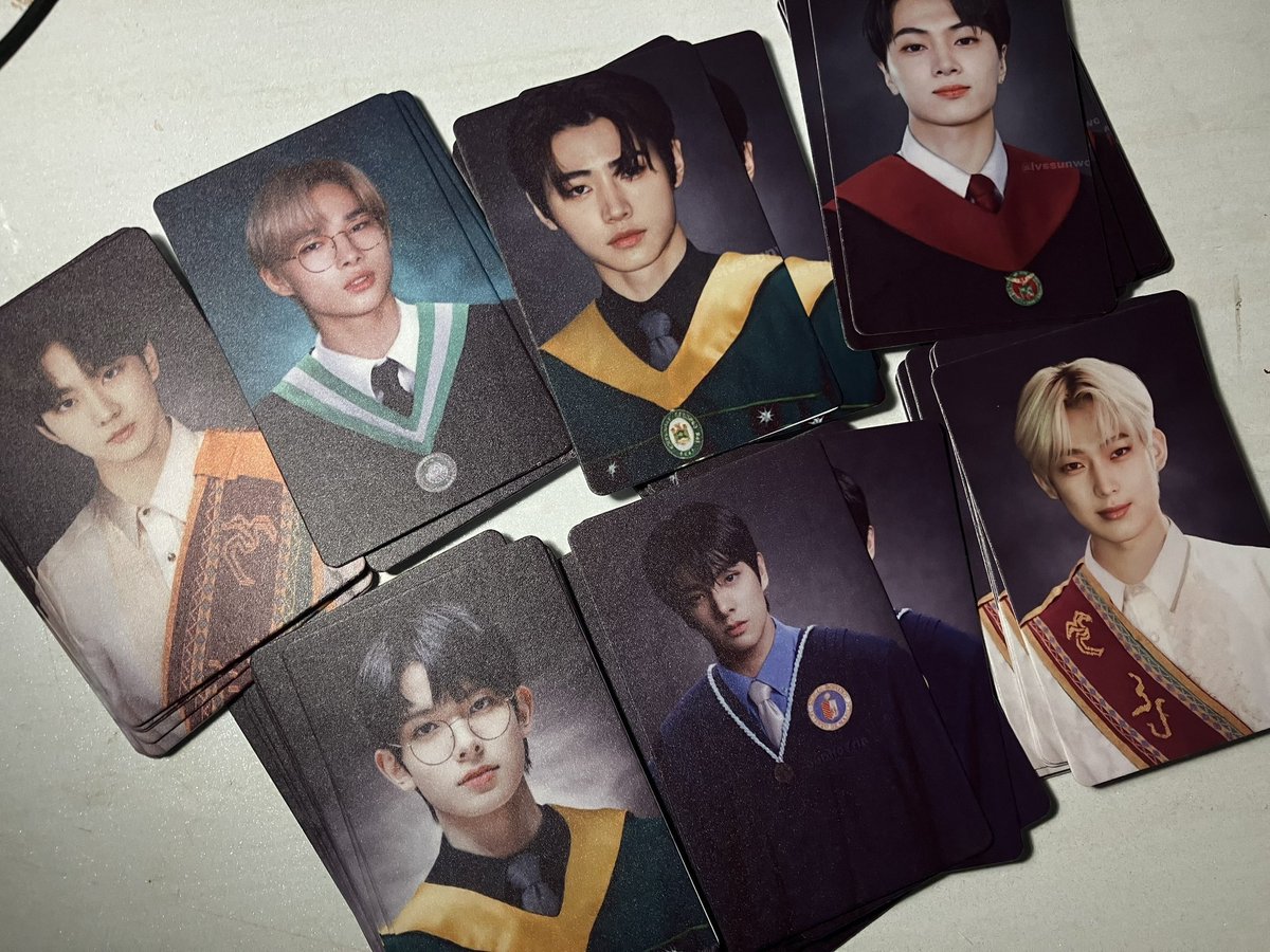 papersLee's tweet photo. #FOLLOW_TO_BULACAN

wts lfb ph

₱1 PISO photocards for concert freebies!

—min. 350 pcs
—front only, no lamination 
 
# seventeen bulacan printing services photocards https://t.co/6zTMyoaOaG
