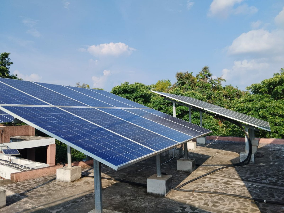 MPUVN_Bhopal's tweet photo. In line with vision of Hon'ble Prime Ministe for net zero mission #UrjaBhavan, MPUVNL, has become first office building of MP government to get a #BEE 5- star level with #EPI of 3.95 kWh/sqm/year
@CMMadhyaPradesh @BajSurendra @iaskarmveer  @beeindiadigital @mnreindia @PMOIndia https://t.co/F3br5Y5h6m