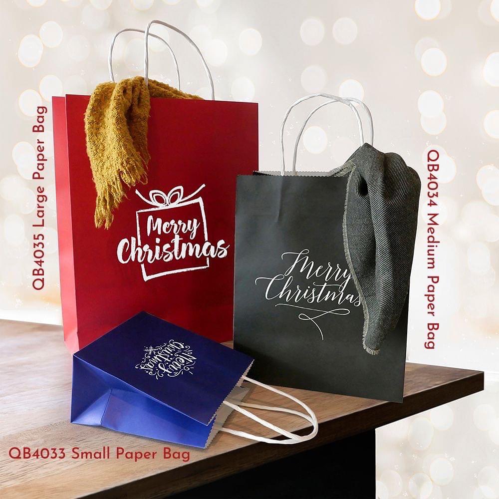 ADD A TOUCH OF STYLE TO YOUR CUSTOMERS CHRISTMAS GIFT THIS YEAR WITH A BRANDED GIFT BAG, THAT IS SURE TO BE REMEMEBRED! JUST ADD YOUR LOGO #personalisedproducts #promotionalproducts #branding #branded #giftbags #festivegifts #giveaways #marketing #business #boxxdirectbranding