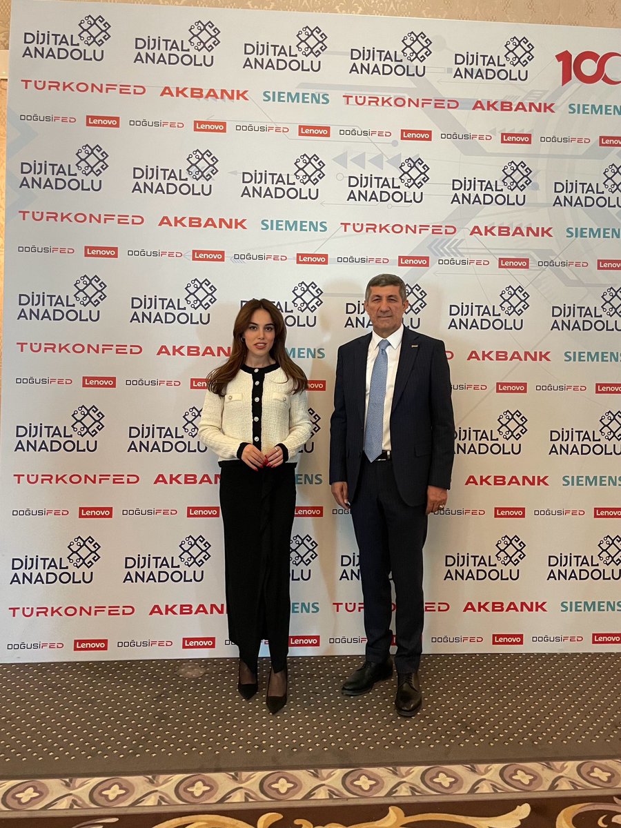 <a href="/turkonfed/">TÜRKONFED</a> , <a href="/Akbank/">Akbank</a>, <a href="/SiemensTurkiye/">Siemens Türkiye</a> ana paydaşlığı ile <a href="/LenovoTurkiye/">Lenovo Türkiye</a> çözüm ortaklığında <a href="/dogusifed/">Doğusifed</a> ev sahipliğinde gerçekleşen Dijital Anadolu Van etkinliği kapsamında “Sanayide Dijital Dönüşüm” panelinde bir araya geldik. 

<a href="/dijitalanadolu/">Dijital Anadolu</a> #DijitalAnadolu #DijitalLiderler