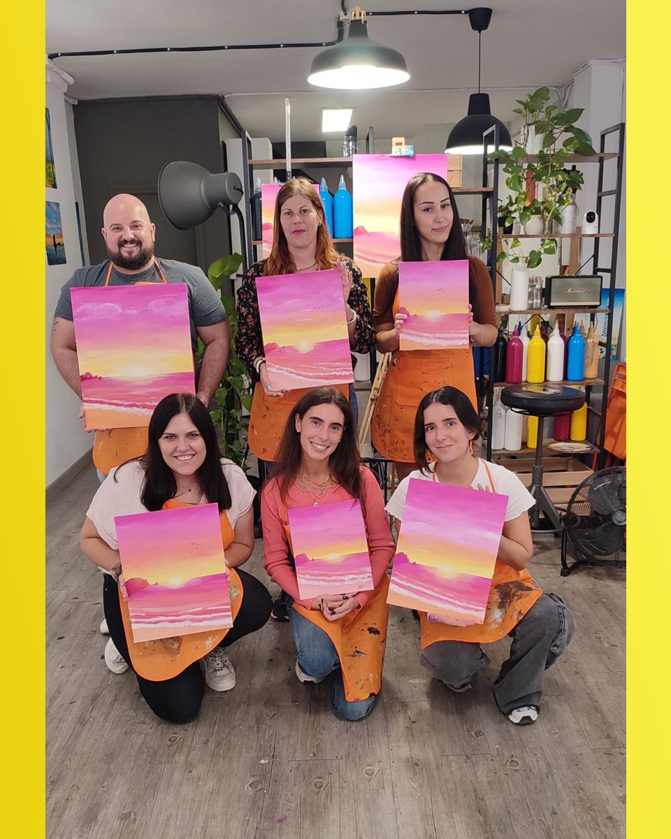 leadtech_social's tweet image. ¡𝘾𝙤𝙣𝙚𝙘𝙩𝙖𝙧 𝙮 𝙛𝙤𝙧𝙩𝙖𝙡𝙚𝙘𝙚𝙧𝙣𝙤𝙨 𝙘𝙤𝙢𝙤 𝙚𝙦𝙪𝙞𝙥𝙤 𝙚𝙨 𝙥𝙤𝙨𝙞𝙗𝙡𝙚! 

Los/as leadtechers de distintas áreas y departamentos han decidido (re)unirse para realizar actividades de team building tan curiosas y diferentes como ⬇️

#teambuilding #Leadtech