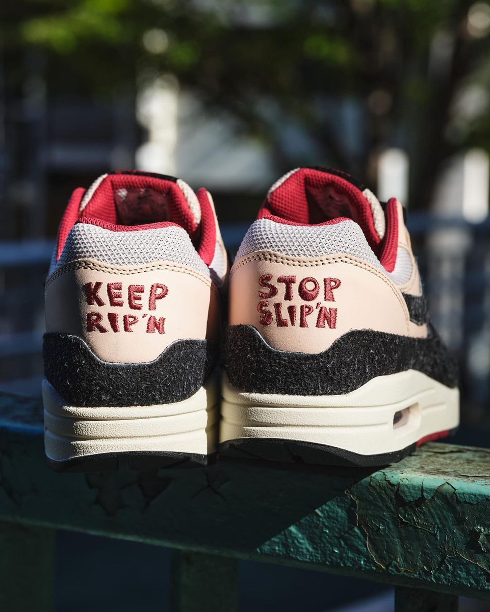 thedropdate's tweet image. The year of 2.0's continues with the Nike Air Max 1 PRM 'KEEP RIPPIN STOP SLIPPIN 2.0' dropping next week. Images from @atmos_japan put them in their best light yet. 

Details - dropd.at/e73K1Q

#nike #am1 #airmax #krss #thedropdate