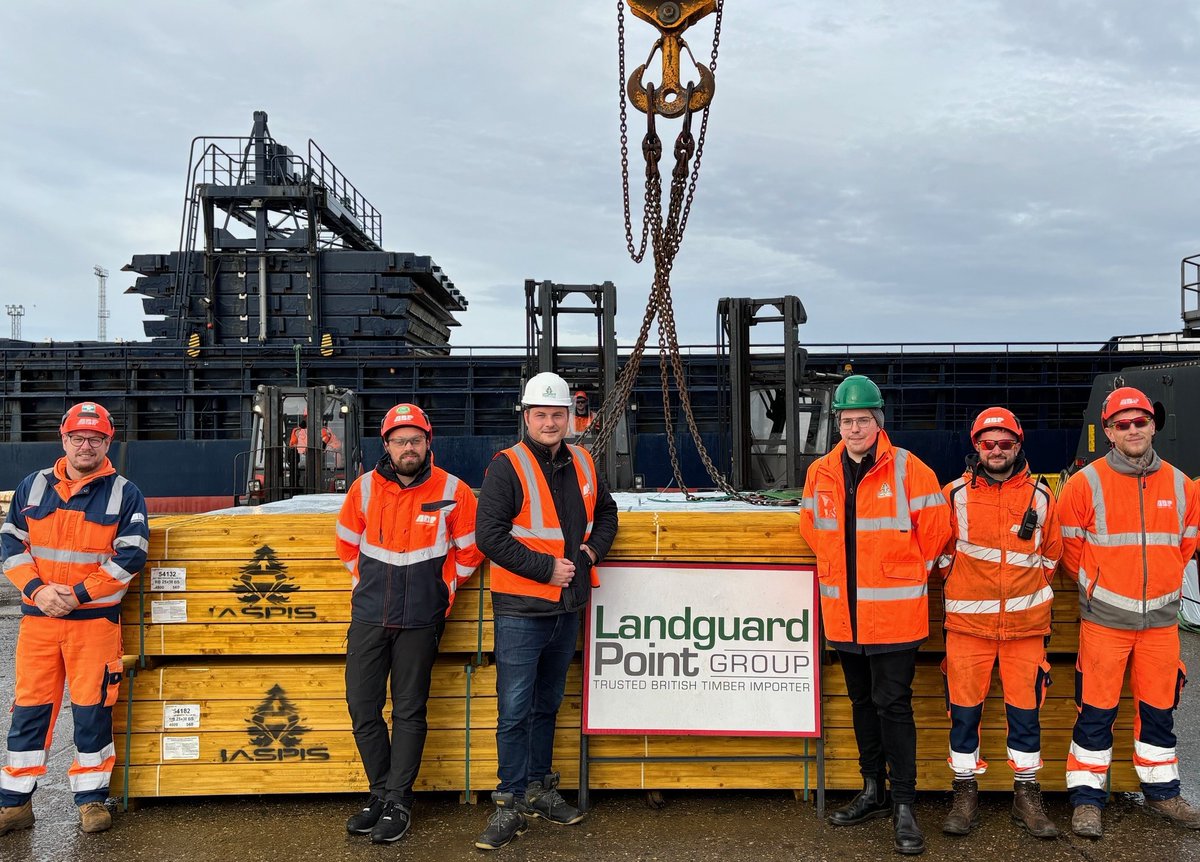 ABP News Release: Landguard Point Group secures long-term partnership at King’s Lynn

ABP is proud to have secured a new long-term contract with leading UK timber importer at its Port of King’s Lynn.

abports.co.uk/news-and-media…
#KeepingBritainTrading #timberindustry #Forestry