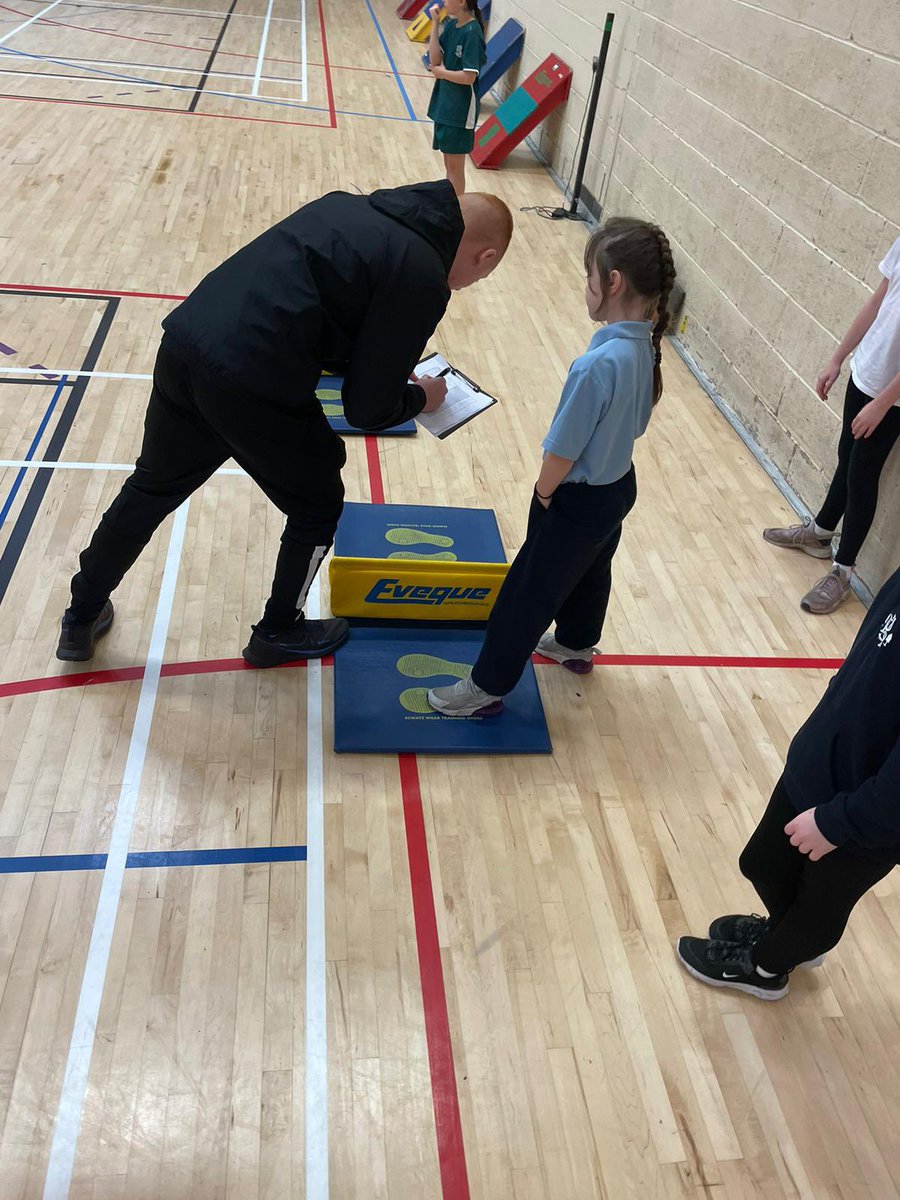 Liverpool_SSP's tweet image. We would like to give SFX college a huge thank you for bringing their 6th form students to our yr 5/6 Sportshall athletics CITY FINAL! They are a credit to you and we appreciate the hoops you had to jump through to get them out.  #LSSP #LeadershipMatters