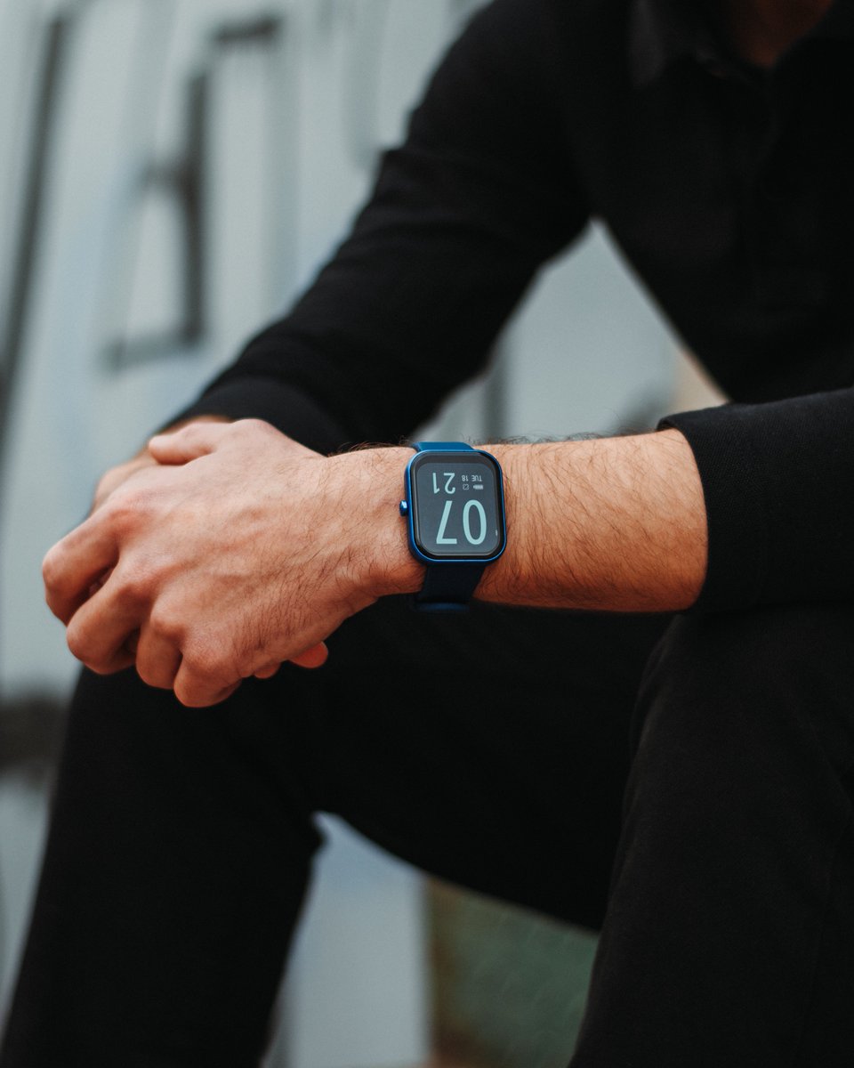 hifuturetr's tweet photo. HiFuture FutureFit Ultra2 Akıllı Saat ile hayatınızı daha kolay ve etkili bir şekilde yönetin. Modern tasarımı ve gelişmiş özellikleri ile bu akıllı saat, teknolojiyi günlük yaşamınıza entegre etmenize yardımcı olan bu akıllı saat, sizin her adımda bir adım önde olmanızı sağlar. https://t.co/XmJvobDu53