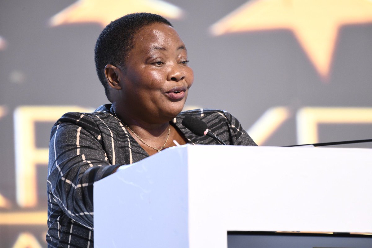 gou_economy's tweet photo. As we climax the taxpayer appreciation season, there is no better time than now to appreciate compliant taxpayers and re-position URA as a business partner ~ @RobinahNabbanja 

#TPAS23 https://t.co/m6axpTs4Zh
