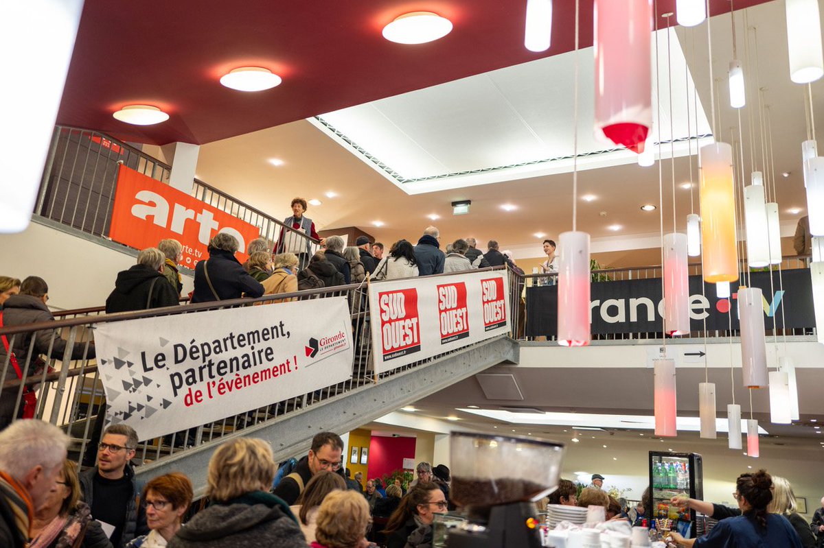 FIFH_Pessac's tweet photo. 📷 RETOUR EN IMAGES 📷

🌍 #FIFH JOUR 3 🌍 Encore une journée remplie d'échange et de rencontres avec vous ! https://t.co/7u5o5uaSLy