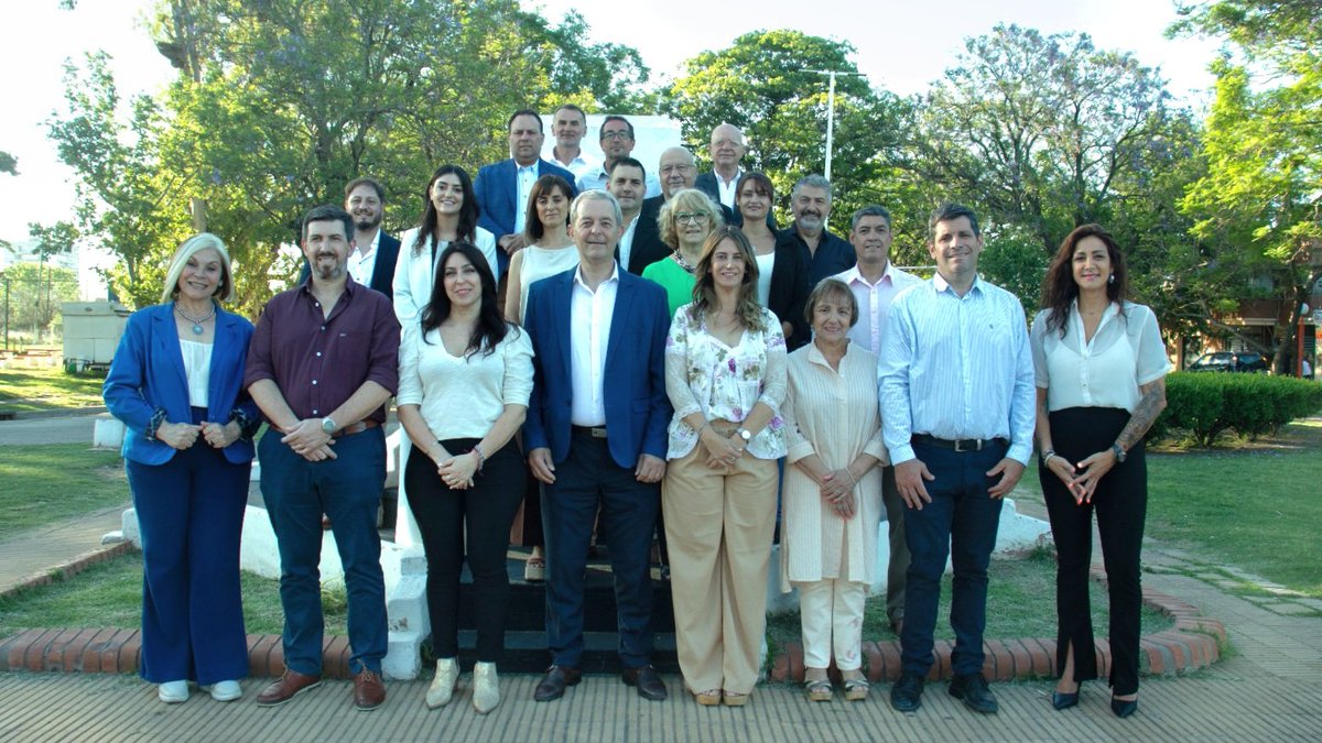 Daniel Tonelli tweet media