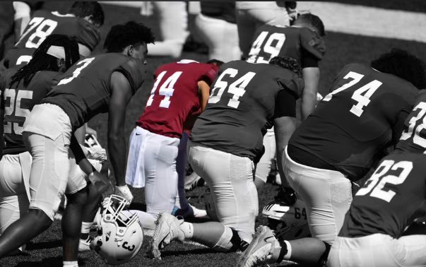 Happy Thanksgiving. Forever grateful for the blessings the man above has provided me with. All Glory To God!

"Give thanks to the Lord, for he is good; his love endures forever." 1 Chronicles 16:34