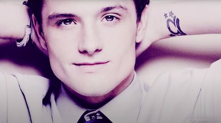 realquicc's tweet photo. josh hutcherson thread https://t.co/3SwZEET0iH