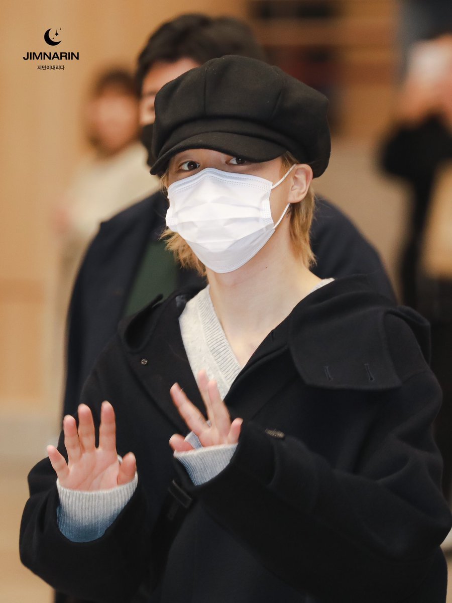 jm13_hsk218's tweet photo. 可愛すぎて…

息苦し…🫠

#safe_flight🇯🇵 https://t.co/lcx7xArPZM