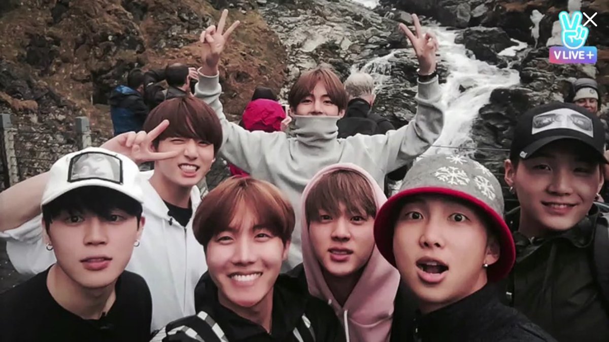 Arokster's tweet photo. @kkukvmin International Pop-K Sensation Sunshine Rainbow Traditional Transfer USB Hub Shrimp BTS #BTSARMYPROMISE2025 we will be here as we’ve always been! OT7 7orNever https://t.co/KQsDAPgMJs