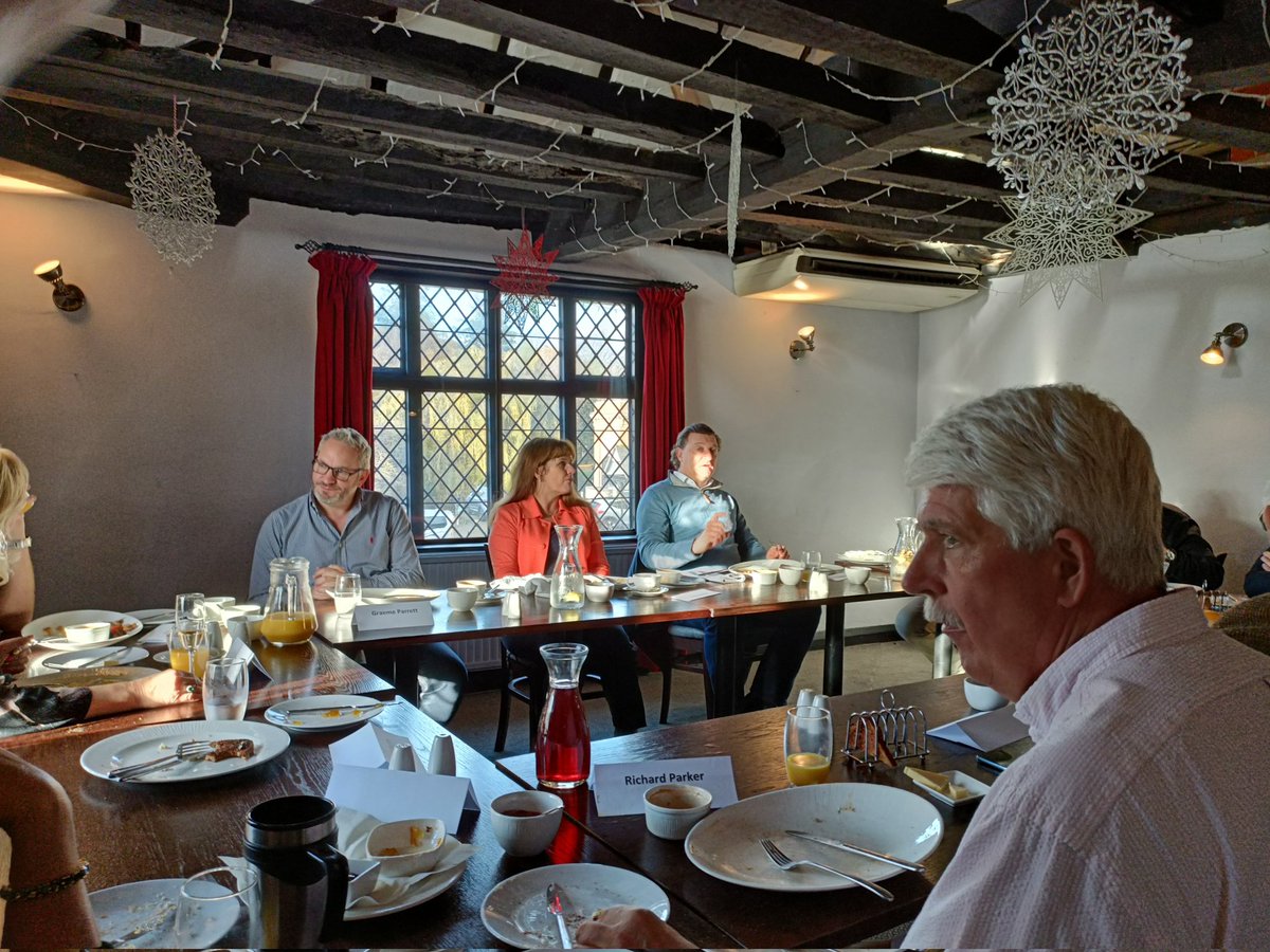 Another awesome ENS meet <a href="/oldsiegehouse/">The Old Siege House Bar and Brasserie🔴</a> - probably the only business group that can put a mortgage broker, solicitor,  publisher, accountant, web designer, artist, actor, videographer &amp; pop legend from the 90s in the same room! If you want variety in your networking check us out!