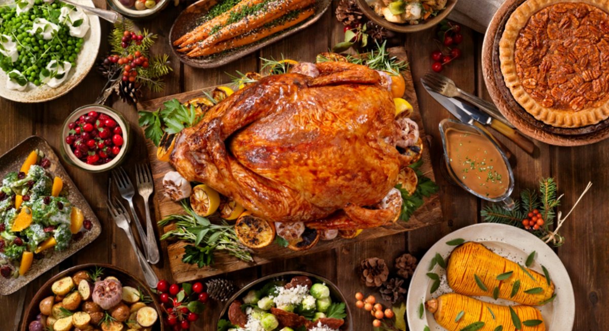 RealSigBeaumont's tweet photo. Joyeux Thanksgiving à tous les américains !! 

Que Dieu vous bénisse et bénisse les États-Unis d'Amérique 🇺🇸🇺🇸 https://t.co/bDGk6CVGQB