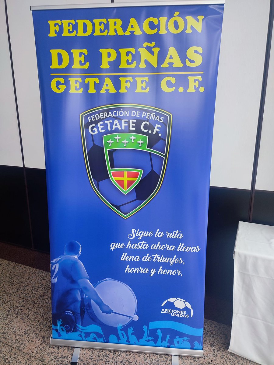 FPGETAFE's tweet photo. ✨ Esta noche tenemos la gala #SentimientoAzulón con todos los peñistas.

🔝 Un adelanto de la decoración del lugar.

💙 Contaremos con el @GetafeCF, @DavidSoria18 y @sergio_pachon 😍

📹 Puedes seguirlo en directo a partir de las 21:00 en nuestro Instagram.

#VamosGeta https://t.co/utkzLW6N9W