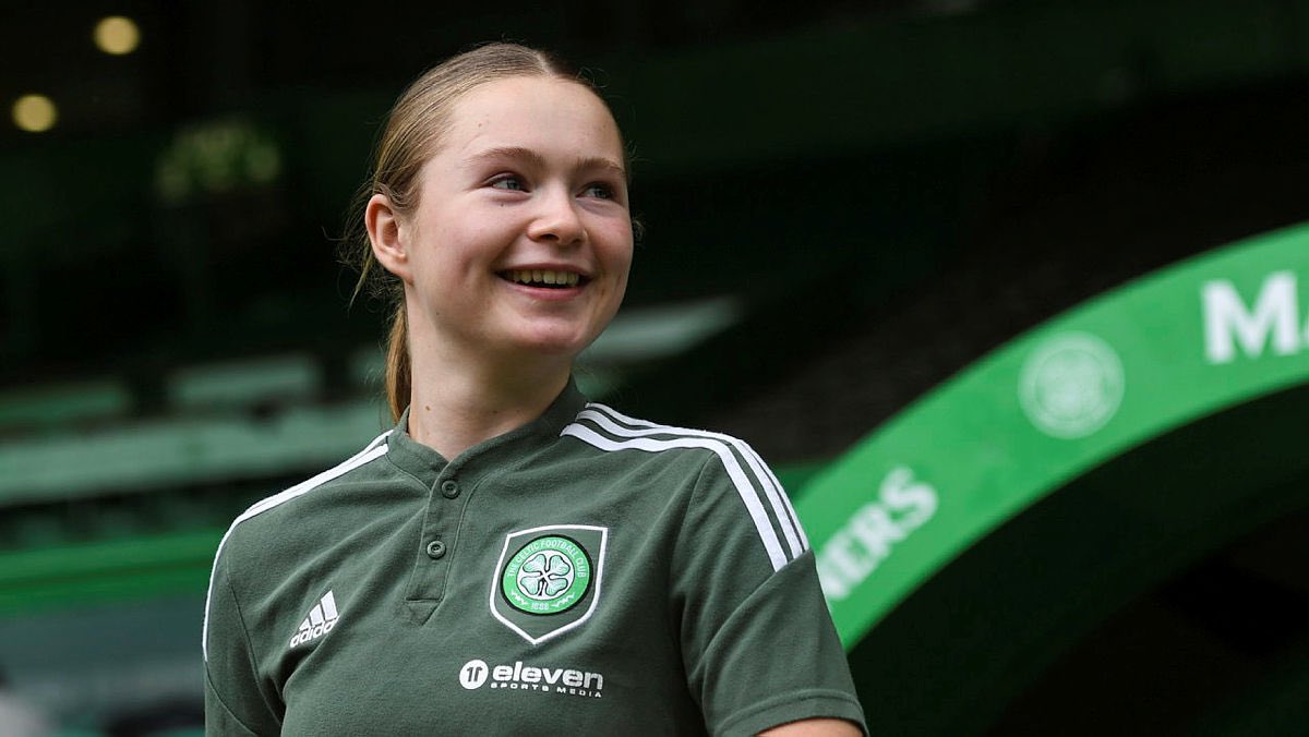 CelticFCWomen's tweet photo. 🏴󠁧󠁢󠁳󠁣󠁴󠁿 Congrats to Colette Cavanagh, Jenny Smith and Rachael Johnstone on their call ups for the #SCOW23s 👏🍀 https://t.co/Eaj90RFKfZ