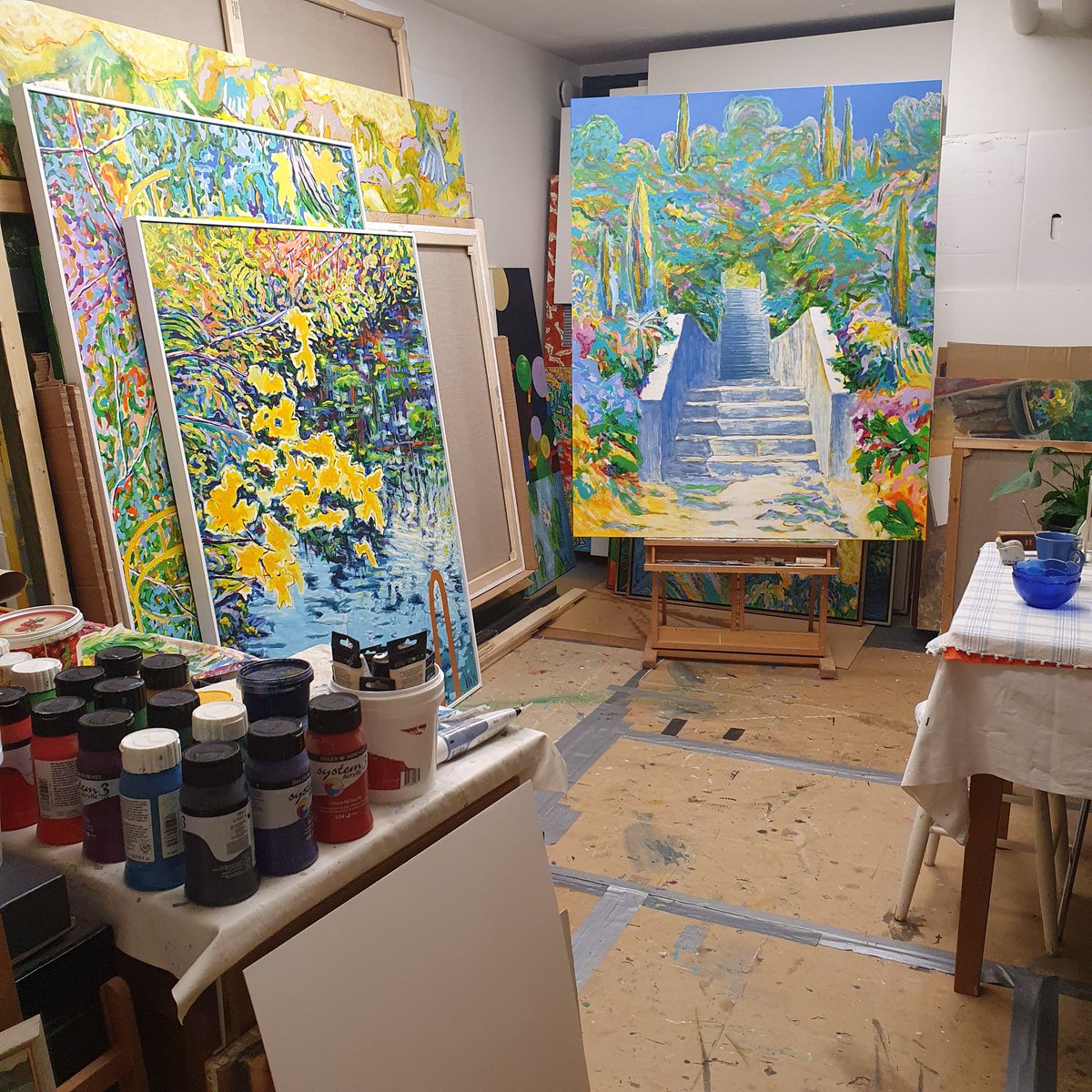 Mister_Low_Risk tweet media