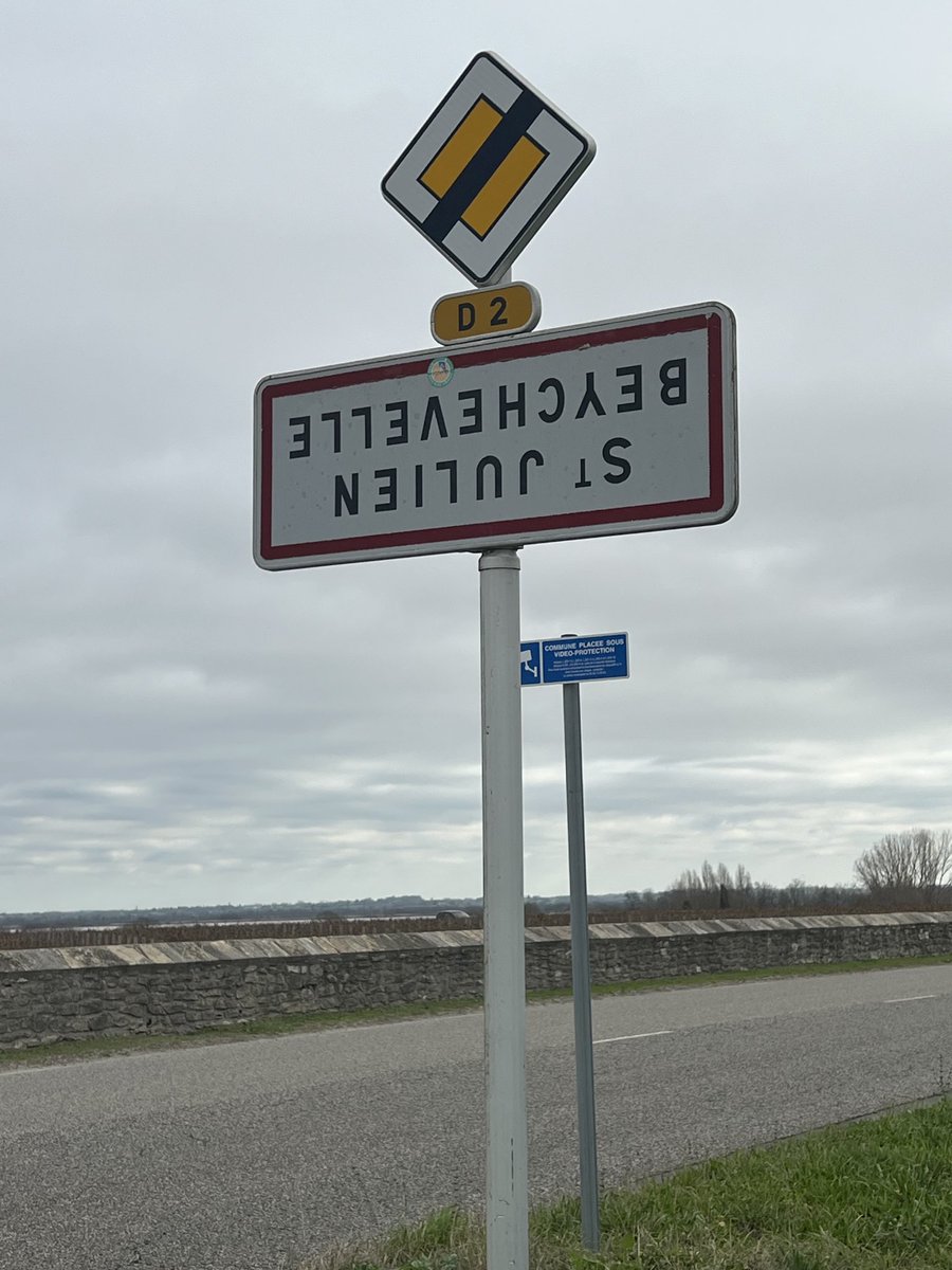 jane anson tweet media