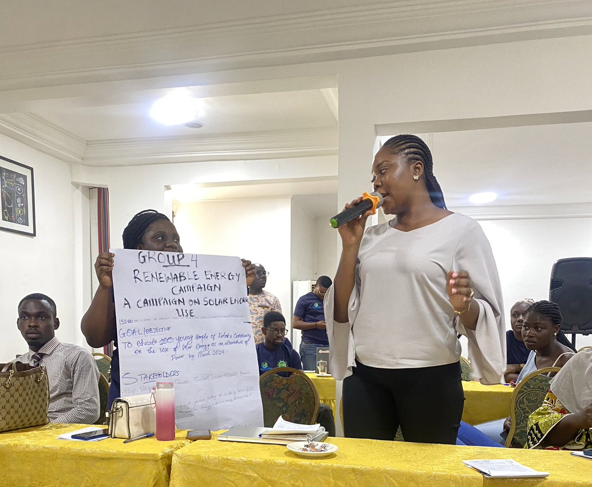 I participated in a capacity building workshop on Empowering Renewable Energy and Energy Efficiency in Ghana. Organized by @SYNDGhana We had a breakout session and I had the opportunity to present a campaign on the use of solar energy for my group @WomenAspireNet1 #CleanEnergy