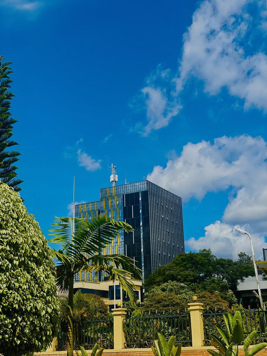 FabRugumire's tweet photo. Basking in the radiant sunshine of Kigali today ☀️. The warmth of the sun adds an extra glow to the vibrant city. Embracing the beauty and positivity that every sunny day brings.
#KigaliSunshine #RadiantDays
📸 #Fab https://t.co/TllnRdDIg6