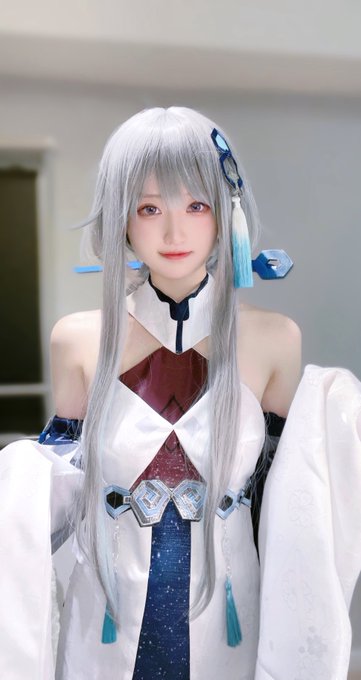 Twitterのコスプレ画像13