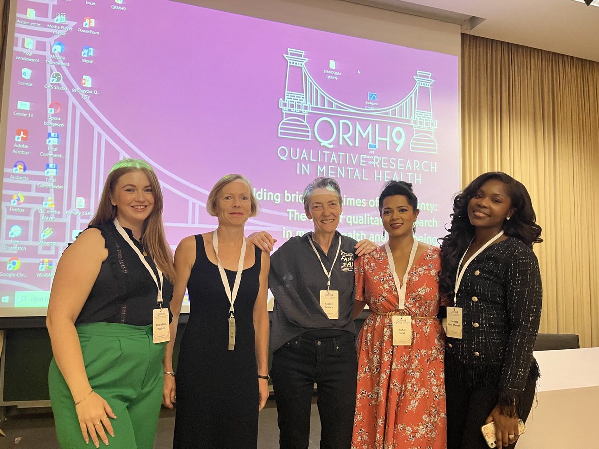 💥We are proud that our innovative work has international influence! Our Greenwich team shared important findings from their new psycho-education groups at a Mental Health Conference in Budapest✨ @OxleasNHS @TobiasHill84 @LisaComms @blgmind @BridgeMH @university @Uni_Szeged