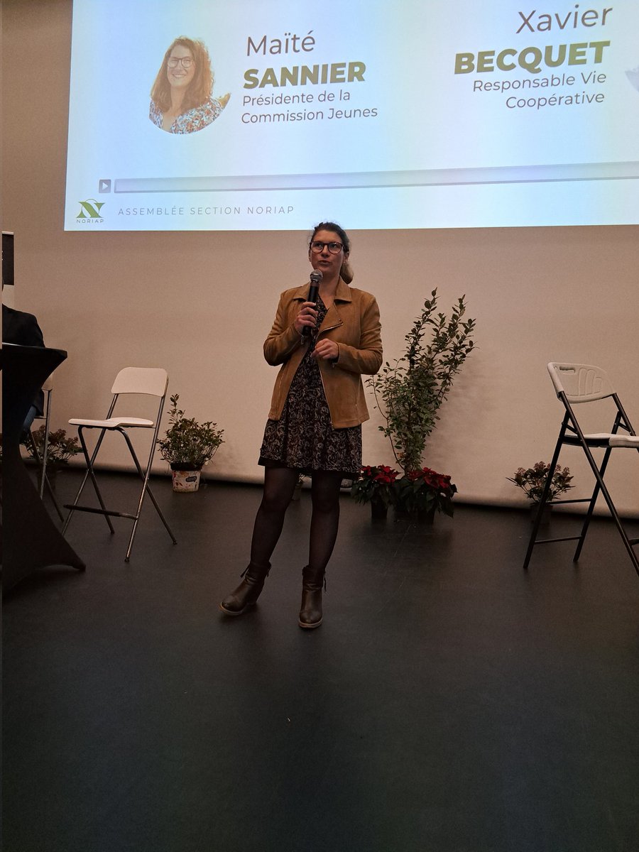 noriapcoop's tweet photo. #endirect de l'assemblée de sections Sud-Est avec plus de 100 personnes présentes. 
👉 Retour sur les activités de la #coopérative et du Groupe #Noriap par @Dami1F et David Saelens.
👉Maïté Sannier a rappelé l'importance des jeunes pour la #coopérative. 
#ASNoriap2023 #proximité https://t.co/2M0cHHULR9