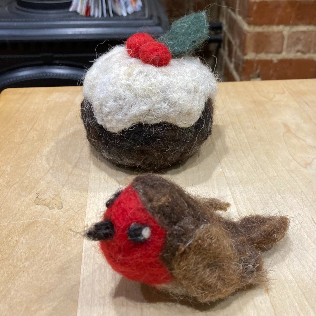 WeAreWoolcool's tweet photo. A fabulous reuse idea for this Christmas!
They could even make the perfect gift for a friend, loved one or family member ๐
#LetsBoxClever #felting #wool #woolcool https://t.co/3ovdYXtled