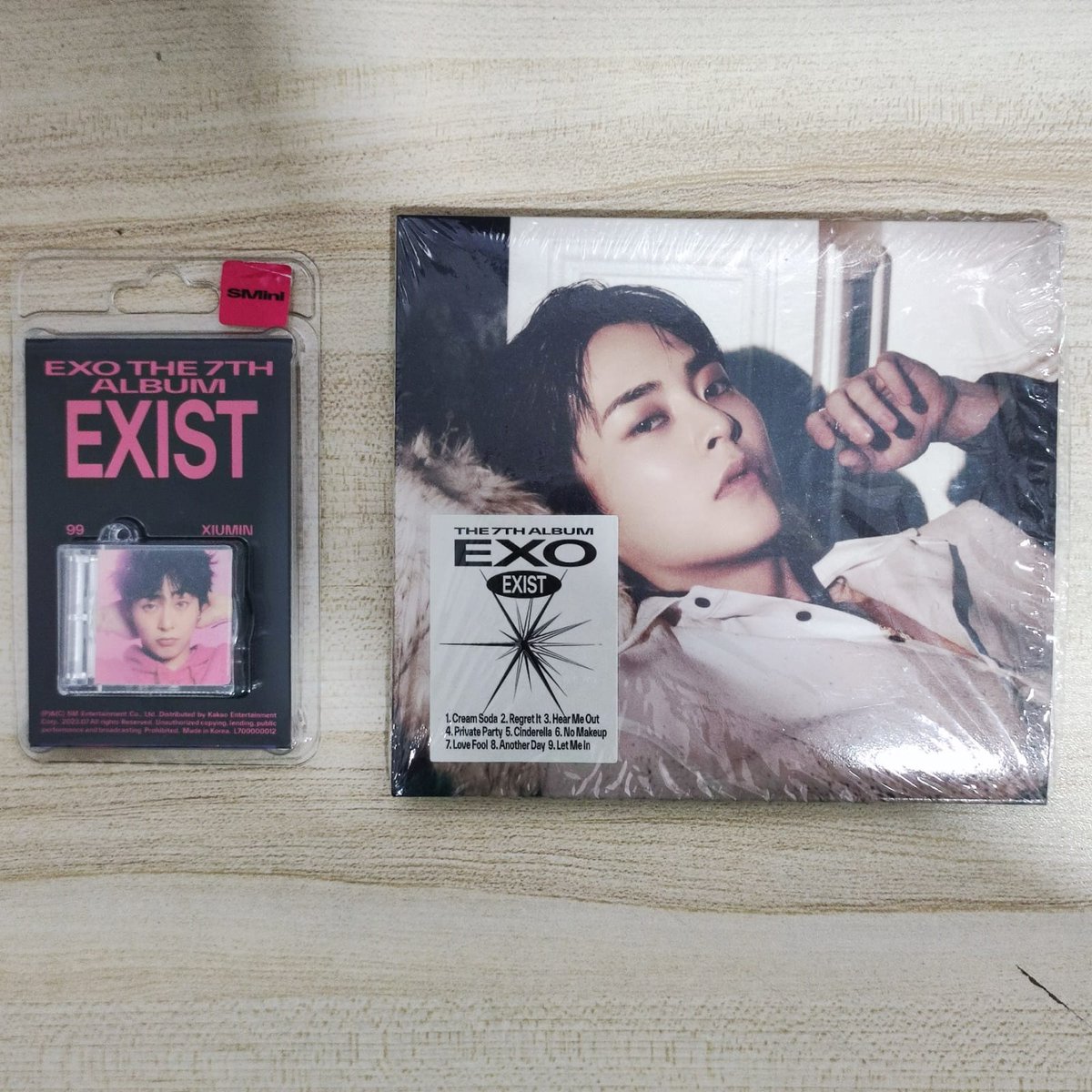 heeeymich's tweet photo. WTS LFB Help RT ONHAND

EXO Exist Digipack &amp; Smini Unsealed with folded poster

Price: 320/set
Pf + freebies included

MOP: Gcash/Maya/BPI
MOD: lbc sakto pack

dm to claim

rfs: badly need funds

T: exo freedom exist suho junmyeon kai xiumin minseok chen jongdae https://t.co/z1RATjHpGG
