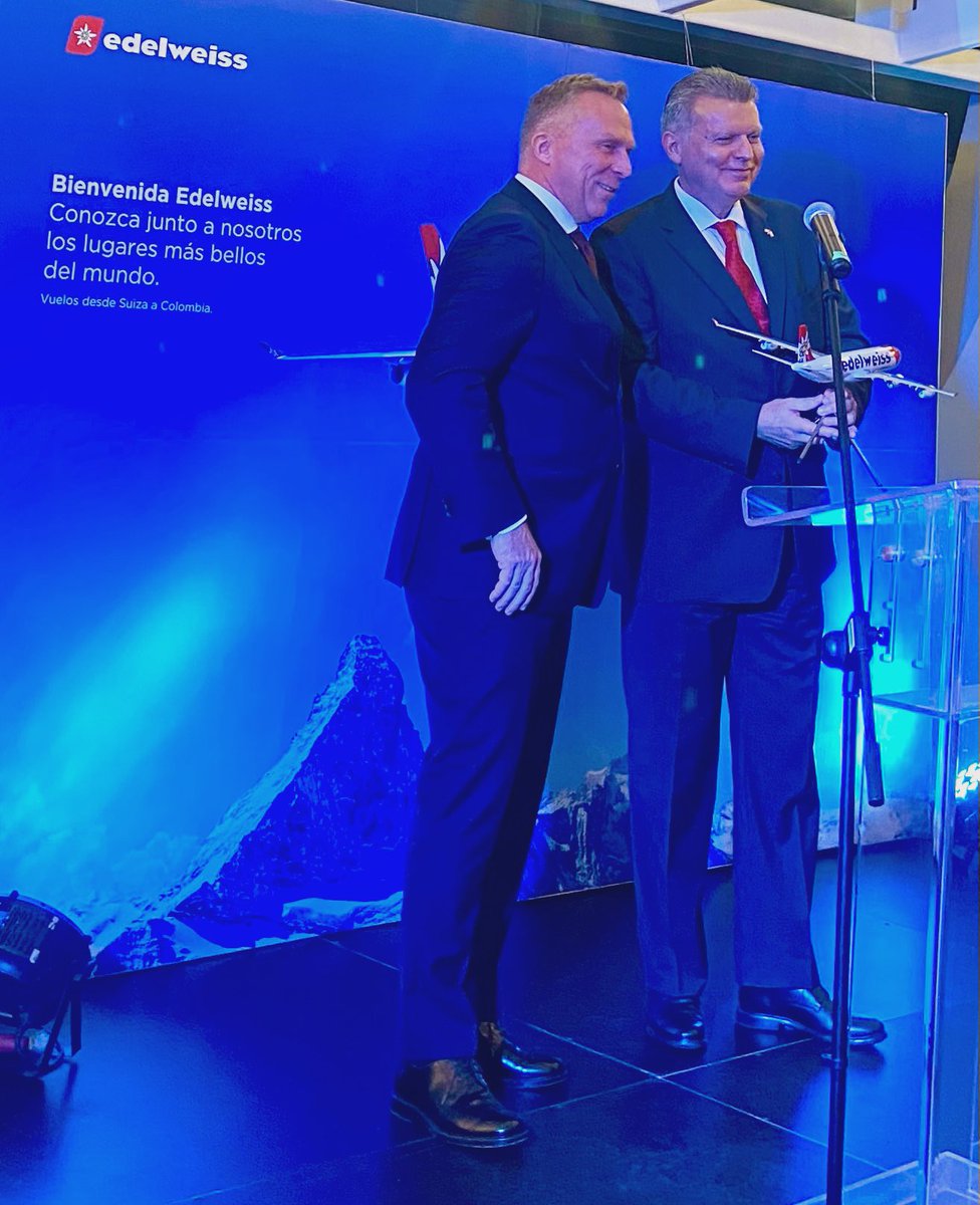 AmaliaVsquez3's tweet image. Estamos felices celebrando la llegada del primer vuelo de Edelweiss y su ruta Zurich-Bogotá-Cartagena-Zurich. 
Esta nueva conexión no solo fortalecerá los lazos entre nuestros países, sino que también impulsará el #TurismoSostenible el #ComercioExterior y la…