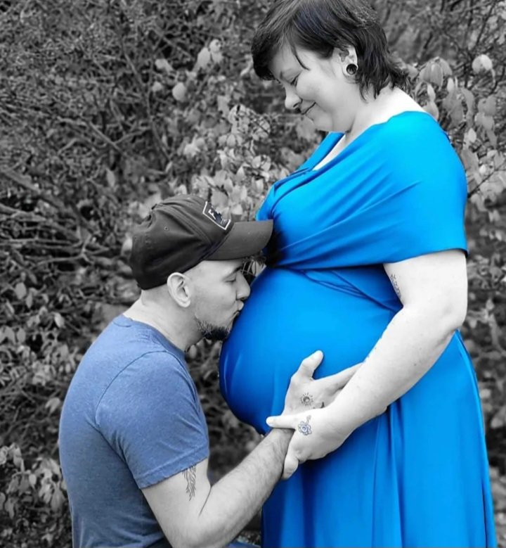 magnebi's tweet photo. I can't express how much I love this photo 🥰🥰🥰 Happy 34 weeks, little Bear 🩵 6 more weeks till we get to meet you 🩵🩵🩵 https://t.co/msaYos8tG0
