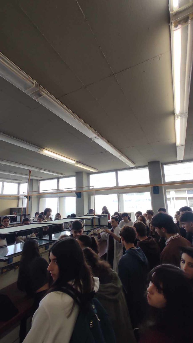 KokotosCG's tweet photo. We had the pleasure today to host the Ελληνογαλλική Σχολή Ουρσουλινών at the Department of Chemistry of the Ethnikon kai Kapodistriakon Panepistimion Athinon and explore some aspects of Organic Chemistry!!! @uoaofficial https://t.co/SP3aYxLCeh
