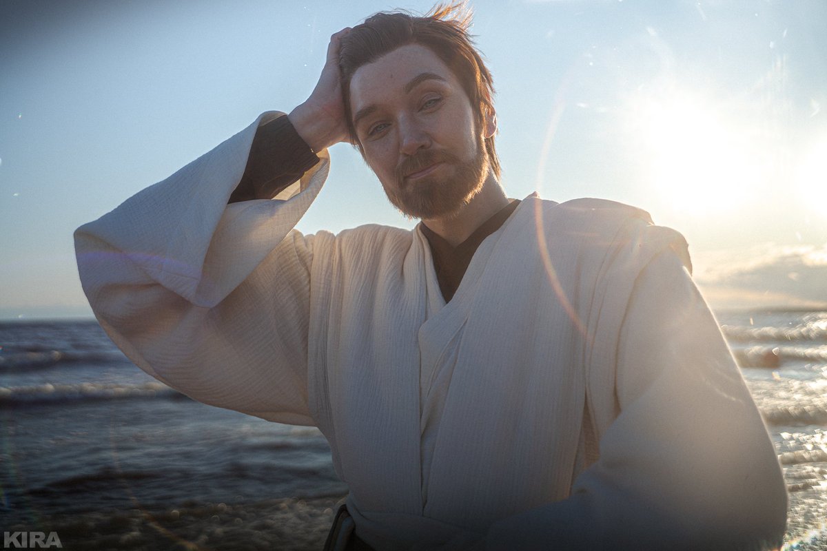 New Hope Each of us will be challenged: our trust, our faith, our friendship. But we must persevere, and in time new hope will rise. Me as Obi-Wan Kenobi Photo @kmitenkova #StarWars #starwarscosplay #ObiWan #ObiWanKenobicosplay @starwars