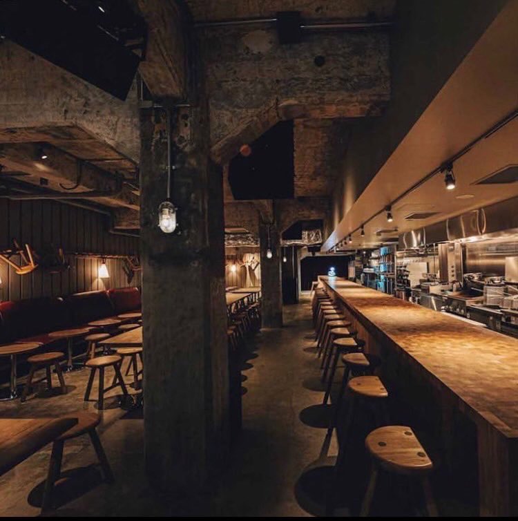 buten_ks's tweet photo. bathhouse "Lunch &amp; Dinner show"
2023.11.26(SUN) 
open 13:00/close 21:00
🎫Ticket ¥3,000-※ワンオーダー制
📍B by the Brooklyn Brewery

素敵なベニューで開催される、bathhouseの素晴らしい企画にてDJで出演させていただきます🔥お申し込みは彼らのDMにて！楽しみだ👍 https://t.co/NA4R9lGyim