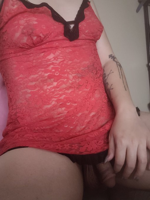 Feeling cute :3 https://t.co/Fkl8Heqgf6