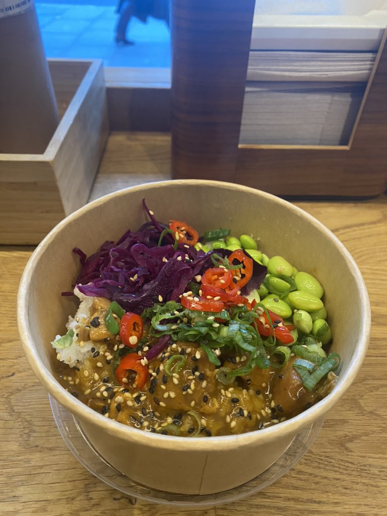 NamalAbhaya's tweet photo. A gloomy Autumn Thursday, this’ll do for today!
#workmeals https://t.co/50sSbJ2oMc