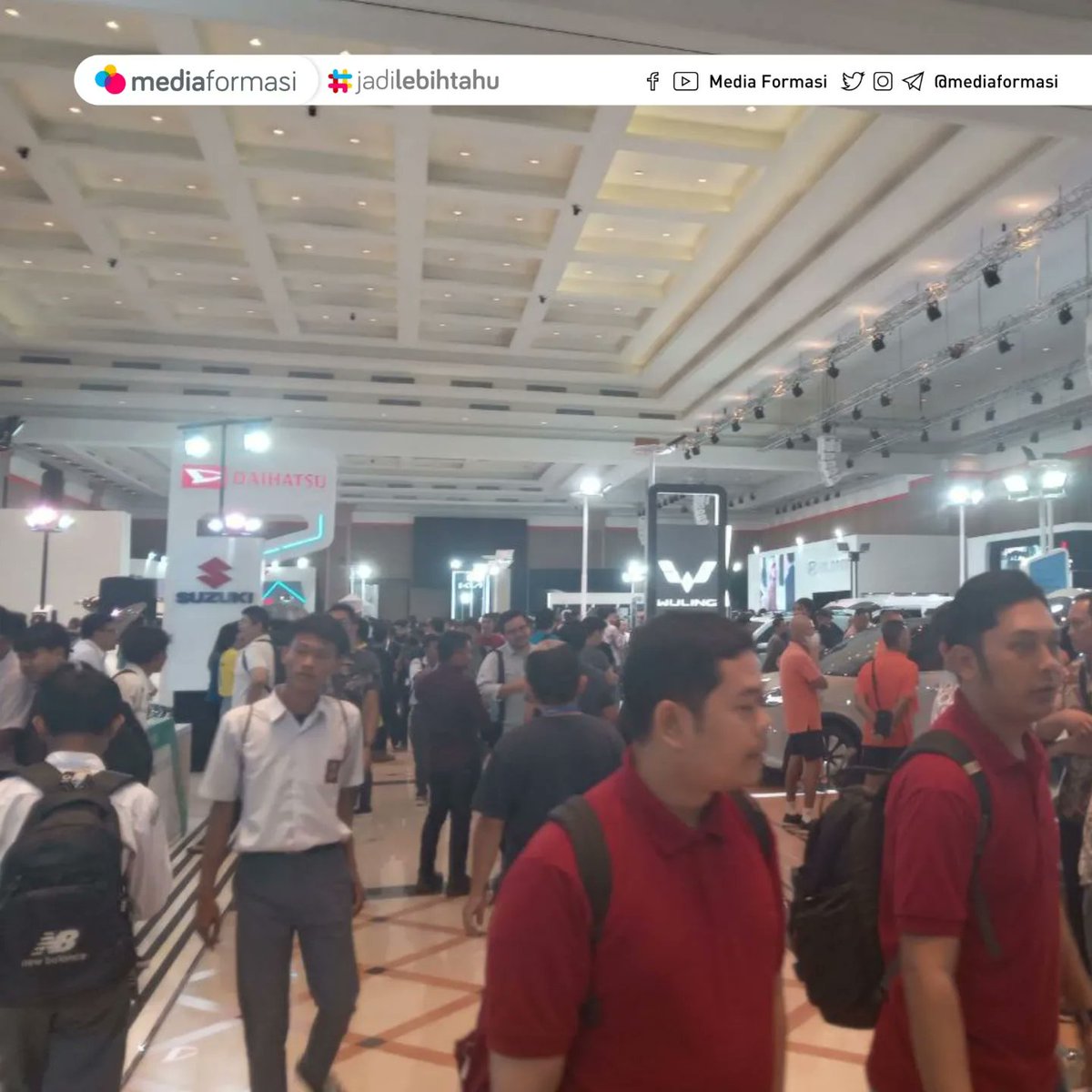 mediaformasi's tweet photo. Hai, MedForians!
#MedForSquad Abis jalan-jalan ke GIIAS Bandung!
GIIAS emang surganya buat yang suka otomotif, Total 18 merek kendaraan bermotor dari berbagai lini industri akan berpartisipasi pada ajang GIIAS Bandung 2023 https://t.co/hZIGUPGUCZ