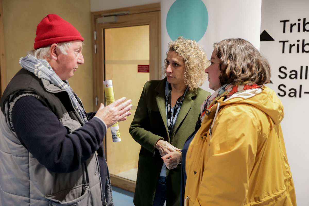 Nous poursuivons la rénovation de nos quartiers, végétalisons nos rues et nos places pour un cadre de vie plus agréable. Nous poursuivons aussi notre révolution des transports en créant des alternatives durables et confortables à la voiture : métro, réseau express vélo, trambus…