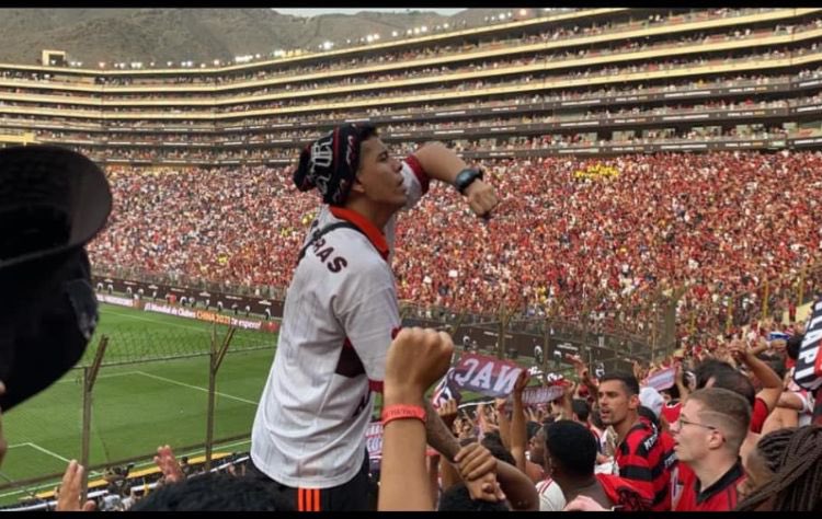 jorgediogo97's tweet image. 23/11/2019 ficará marcado pra sempre na história de todo torcedor rubro negro, melhor dia da minha vida 🇵🇪🙏🏼