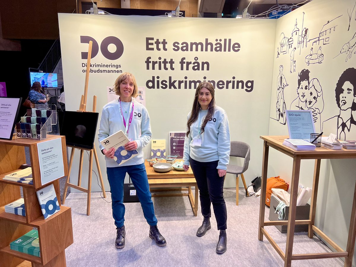Diskrimineringsombudsmannen (@do_sverige) on Twitter photo Vi är på plats på <a href="/MRdagarna/">MR-dagarna</a>. Kom gärna förbi oss i vår monter och ställ frågor om diskriminering – eller ta del av våra rapporter och annat material. Vi är på plats på <a href="/MRdagarna/">MR-dagarna</a>. Kom gärna förbi oss i vår monter och ställ frågor om diskriminering – eller ta del av våra rapporter och annat material.