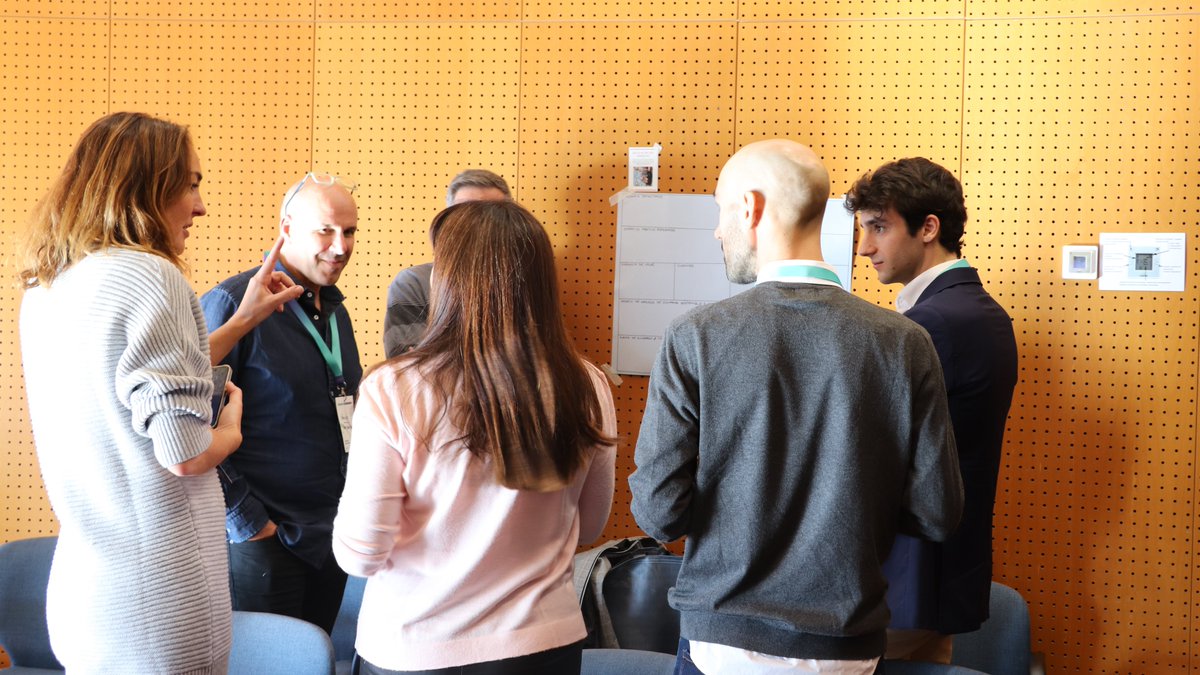 🟢 #BGOODDAY | De la mano de <a href="/LucasHunterr/">Lucas Hunter</a> y <a href="/GarrellEva17420/">Eva Garrell</a> (<a href="/BCorpSpain/">B Corp Spain</a>), y Pilar Prior (Multiplicadora B), descubrimos cómo utilizar las herramientas de <a href="/BCorporation/">B Lab</a> para diseñar una empresa de impacto a través de un divertido e innovador juego de rol!