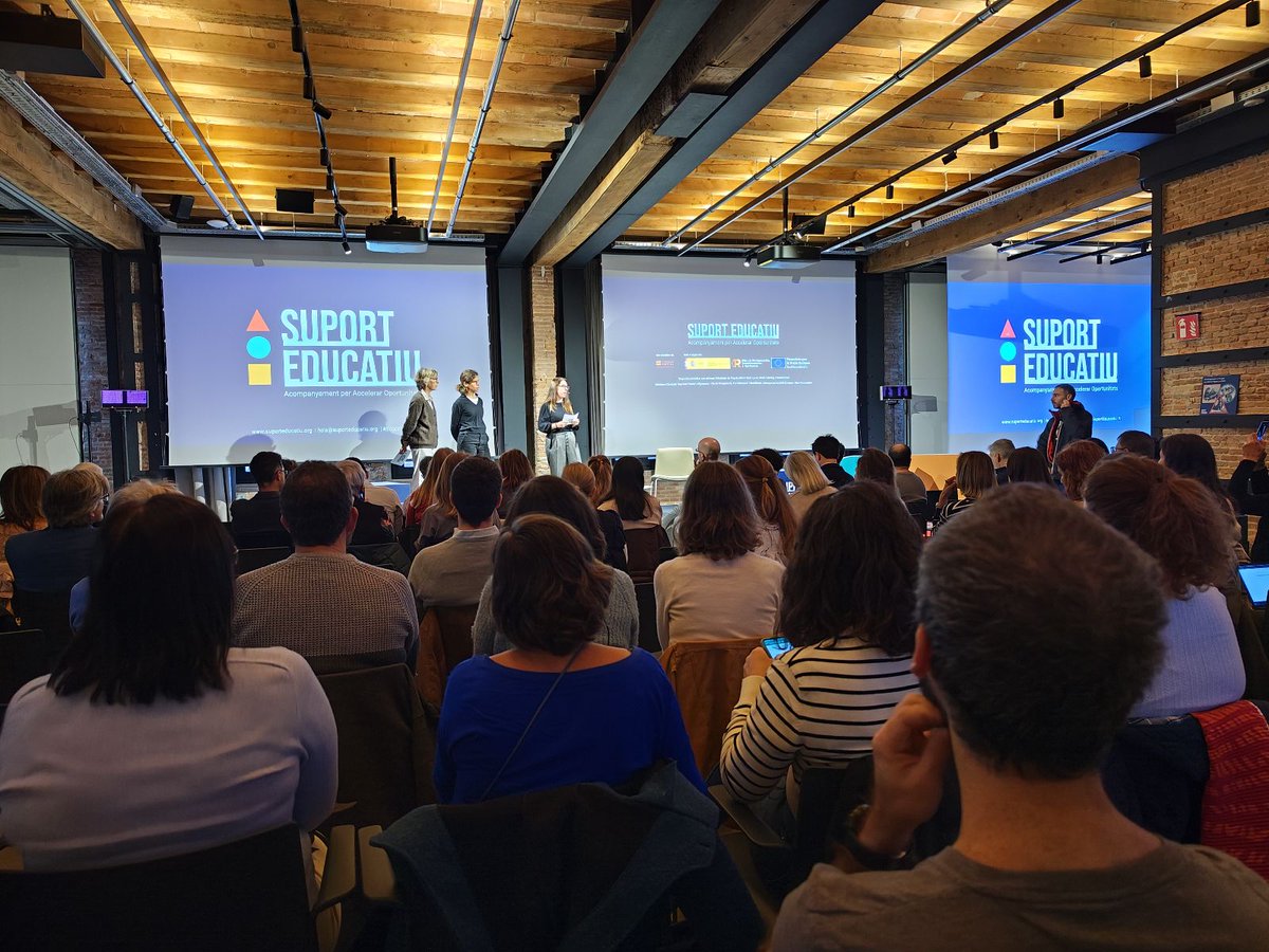 <a href="/RuizvalenzuelaJ/">Jenifer Ruiz-Valenzuela</a> <a href="/UniBarcelona/">Universitat de Barcelona</a> <a href="/FundacioIEB/">IEB</a> @georgetaion2 <a href="/UABBarcelona/">Universitat Autònoma de Barcelona</a> <a href="/GrupoEDO/">CRiEDO - UAB</a> <a href="/inclusiongob/">Ministerio Inclusión Seguridad Social Migraciones</a> <a href="/JoanCuevas/">Joan Cuevas 🎗</a> <a href="/educaciocat/">Educació</a> <a href="/mcomass1965/">Marta Comas Sàbat</a> <a href="/mnadalanm/">Mònica Nadal</a> <a href="/consorciedubcn/">Consorci d'Educació</a> Tanquem una jornada clau i recollim reflexions des de diferents angles però amb un objectiu comú: el treball en comunitat 🤝 per connectar recerca i avaluació per la millora de l’educació.

Gràcies a totes i a tots per ser-hi avui! #SuportEducatiu