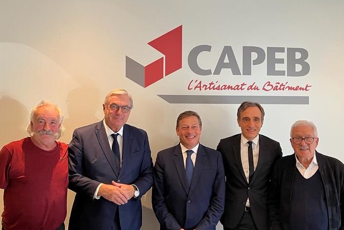 Rencontre entre <a href="/Sauvadet/">François Sauvadet</a> &amp; <a href="/reponcapeb/">Jean-Christophe Repon</a> qui s’est conclue sur l’engagement d’1 travail partenarial, déclinable ds chaque département sur l'insertion ds l'emploi, l'accès des #artisans aux marchés publics, l'accompagnement domiciliaire des personnes âgées, la reprise d'entreprise.