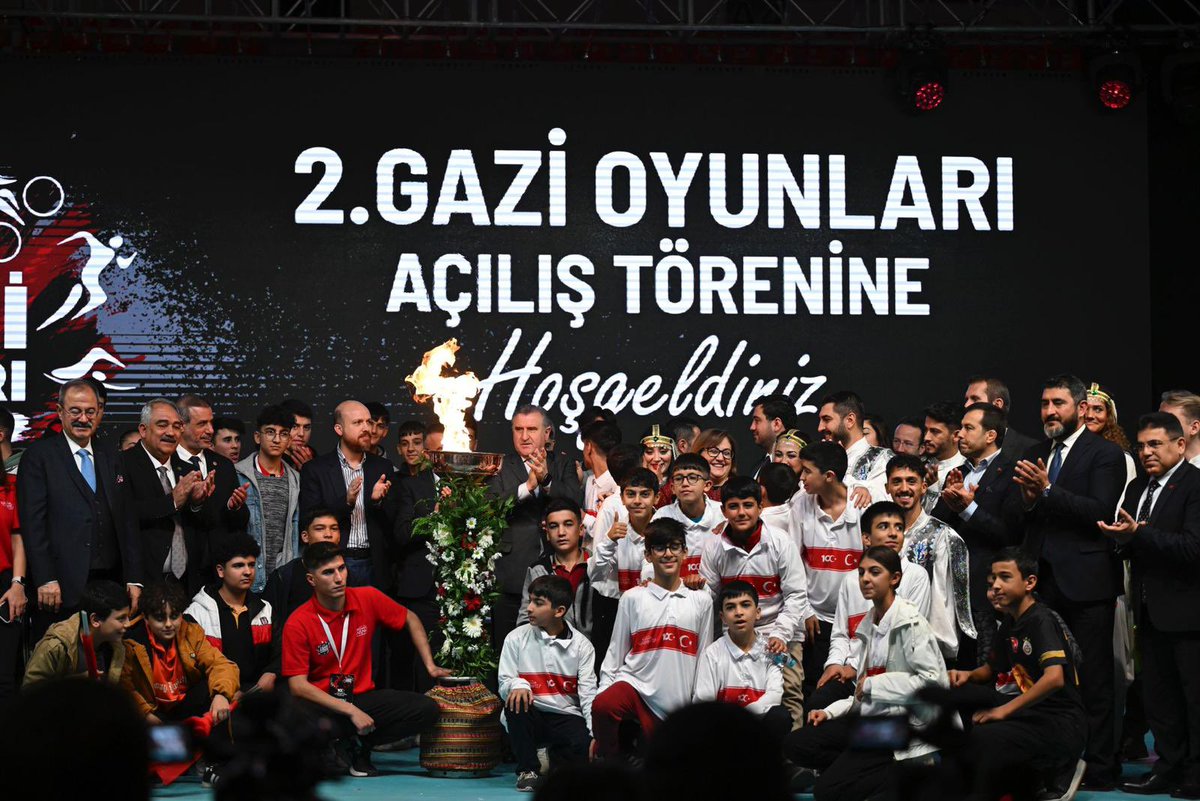 Dr. Osman Aşkın Bak tweet media