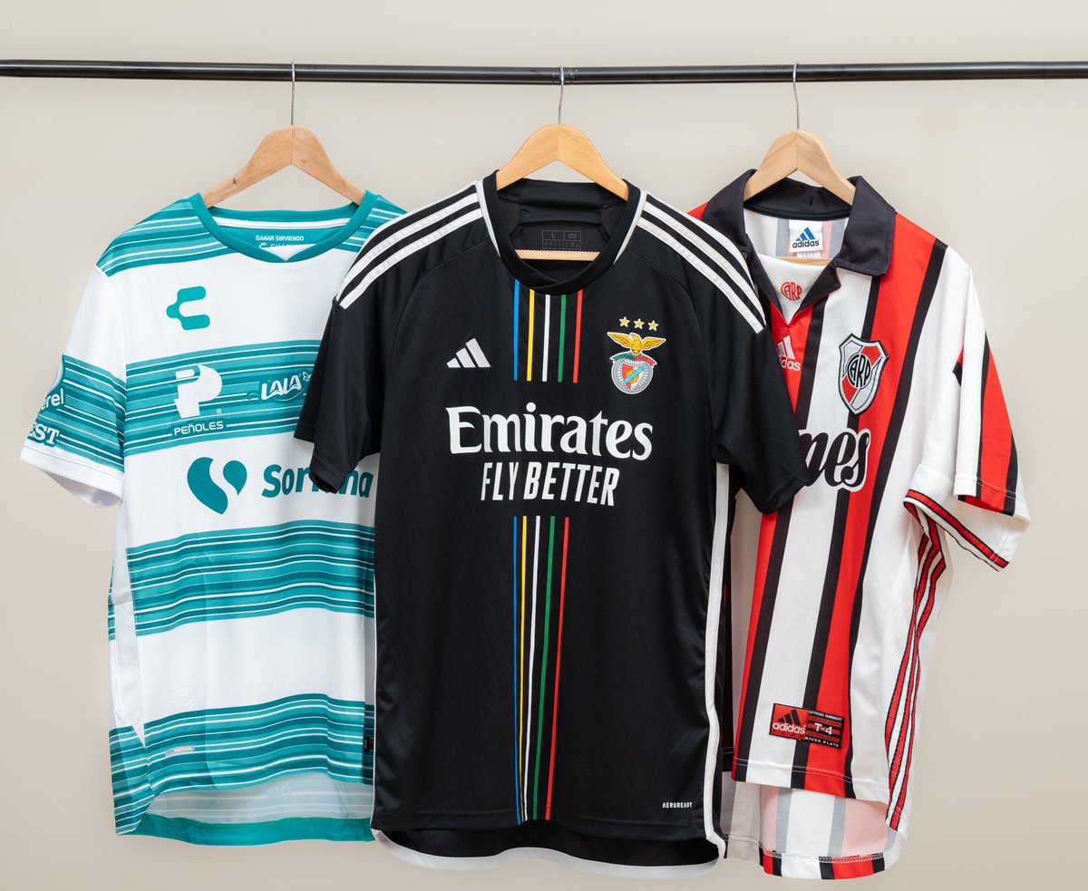 To celebrate Black Friday we are giving away a mysteryretroshirts.co.uk box👕🎁

Retweet and follow us to enter. Winner announced this evening📲