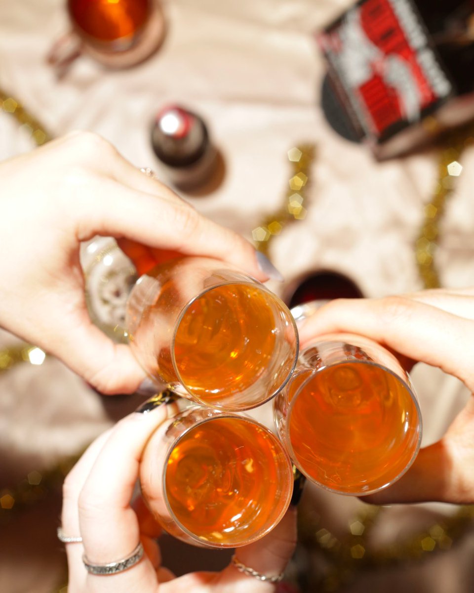 OGCocknBull's tweet photo. At Cock 'n Bull, we're #thankful for the delicious, bubbly, sweet and spicy taste of our ginger beer. Oh yeah, and all of our supporters too! 😜

Happy Thanksgiving from our family to yours! 🍽️ 🦃

#CockNBull #CockNBullGingerBeer #GingerBeer #GingerSoda #GingerDrink https://t.co/za3nKC4v2H