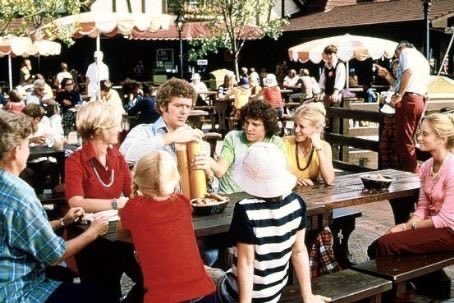 50 years ago today, the "Cincinnati Kids" episode of The Brady Bunch filmed at #KingsIsland premiered on ABC TV! 🥳 How many times have you watched iconic episode?